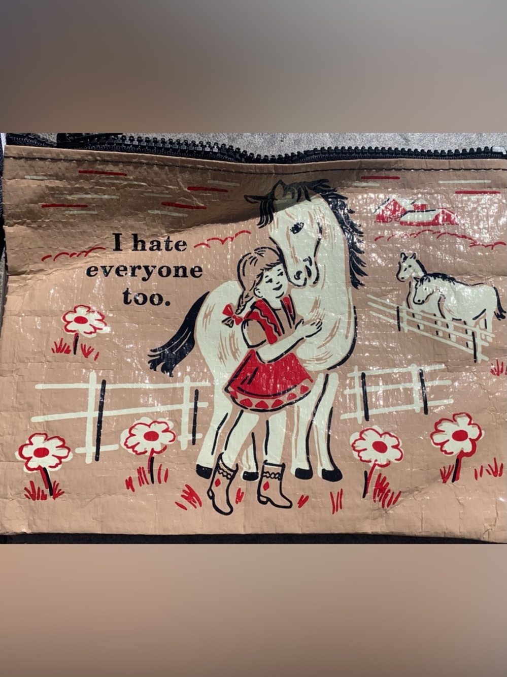 Cute and sassy pouch.
“I hate everyone too”
Made of recycled materials - Picture 2 of 2